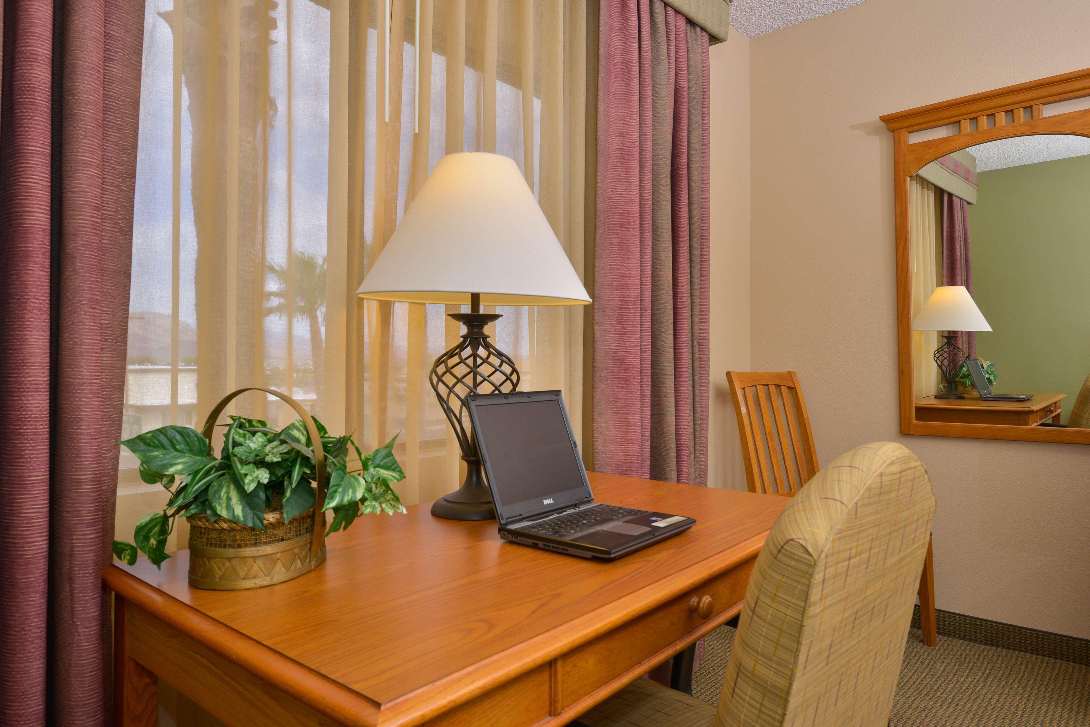 Best Western Plus King'S Inn And Suites Kingman Zewnętrze zdjęcie